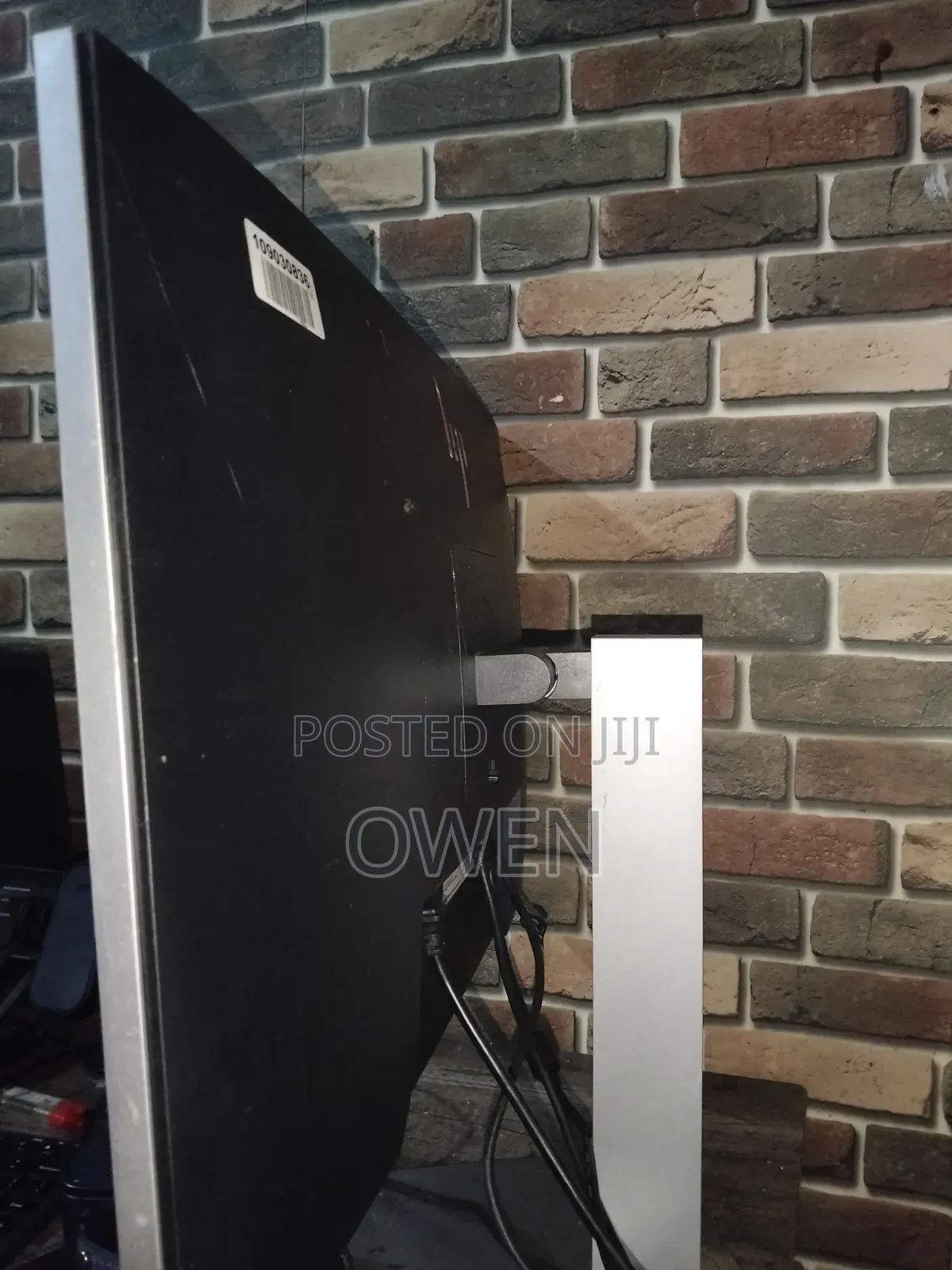 HP Monitors