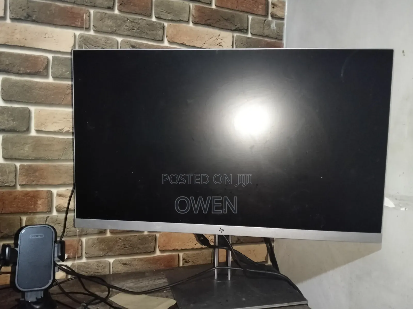 HP Monitors