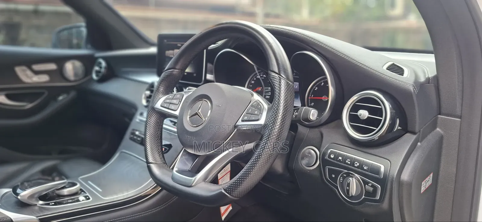 Mercedes-Benz GLC-Class 2017 White