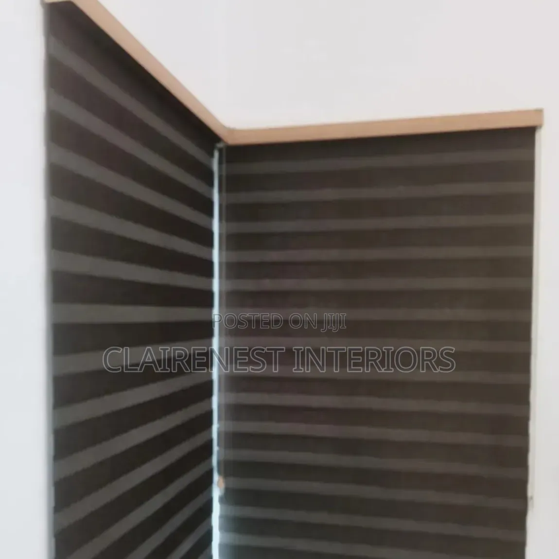 Sleek Blinds for Clean Office Aesthetics Horizontal Blinds