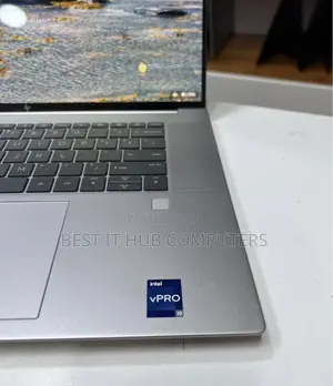 Laptop HP ZBook Studio 32GB Intel Core i9 SSD 512GB