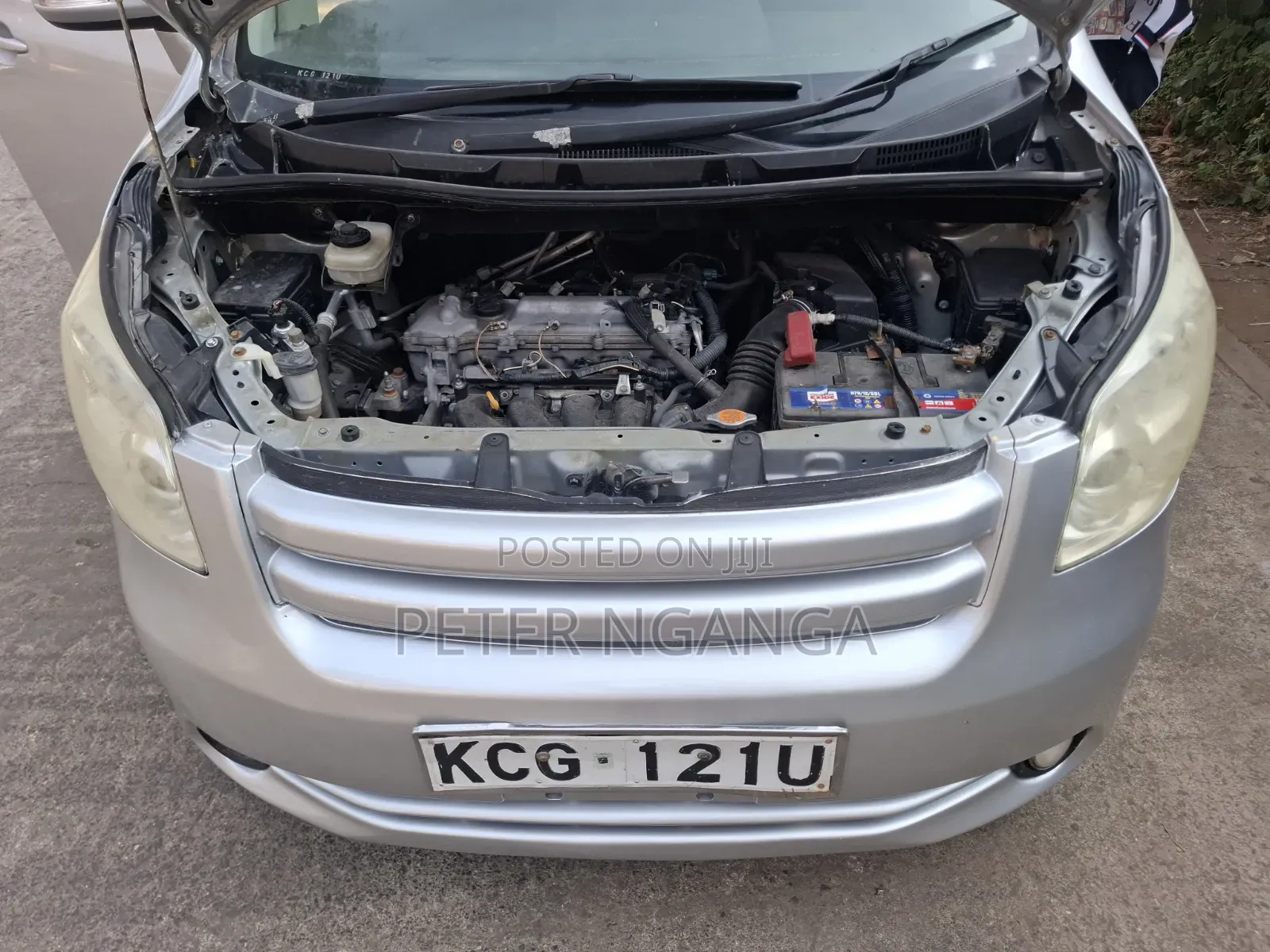 Toyota Noah 2009 Silver