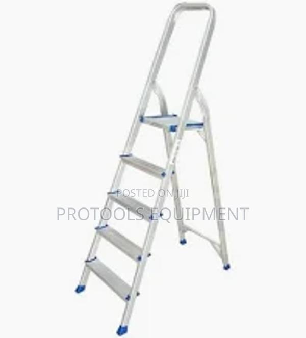5 Steps Ladder - main view