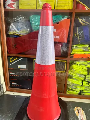 plastic 75cm safety Cone
