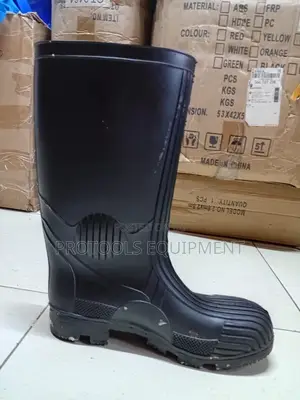 industrial gumboot