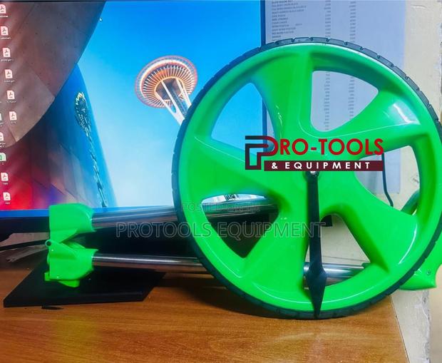 Manual measuring wheel