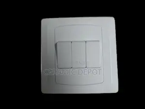ELEC 3 GANG 2 WAY SWITCH TGTWS