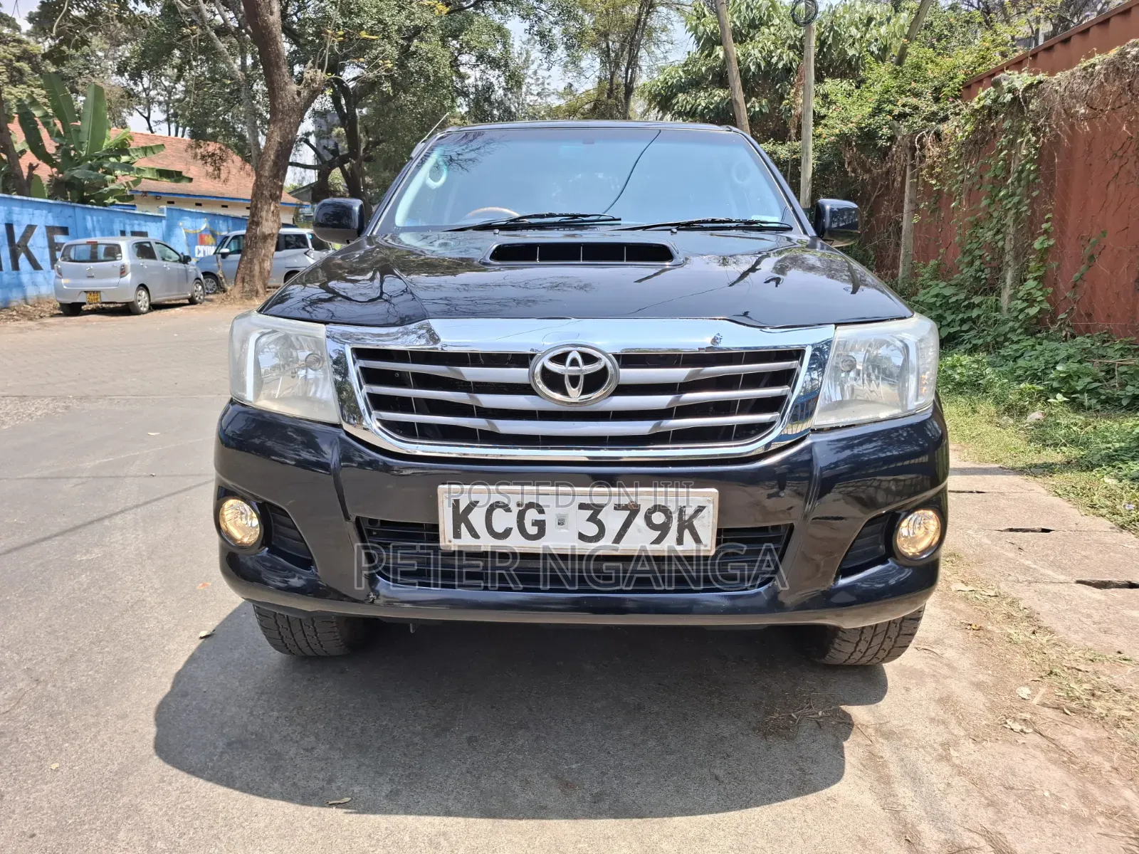 Toyota Hilux 2011 Matt Black