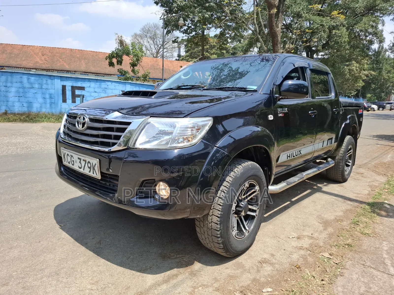 Toyota Hilux 2011 Matt Black