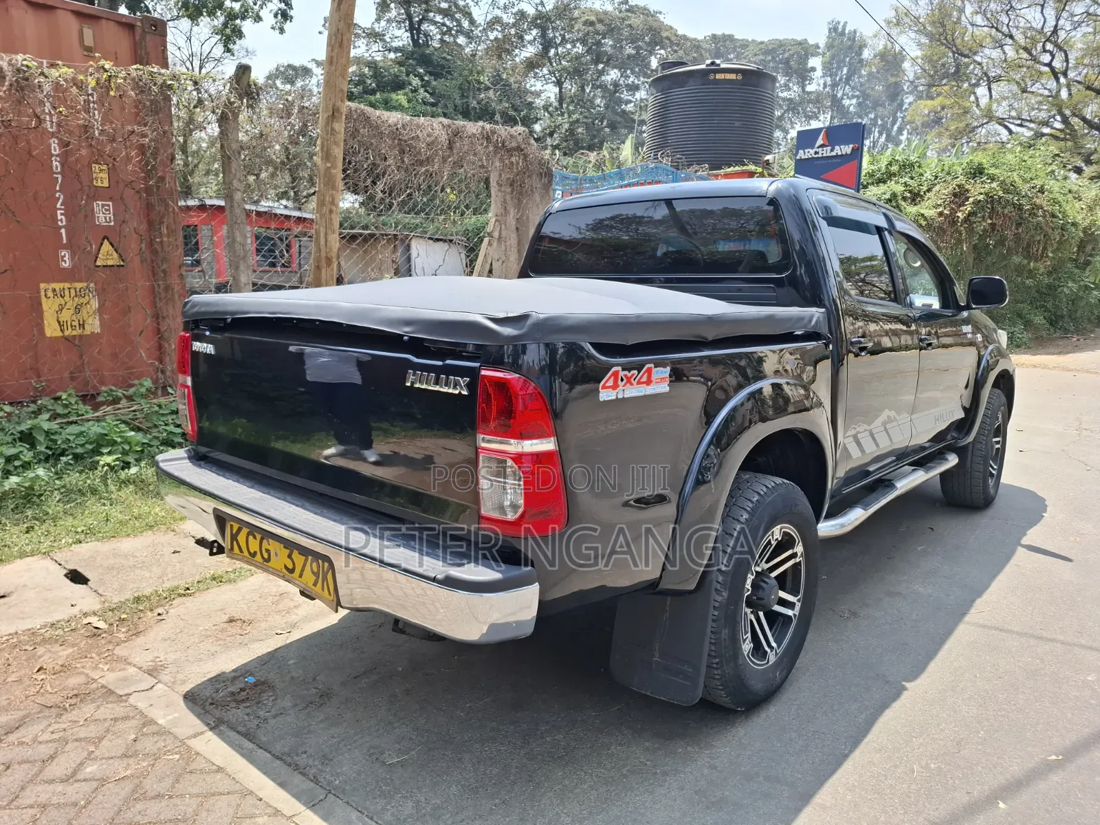 Toyota Hilux 2011 Matt Black
