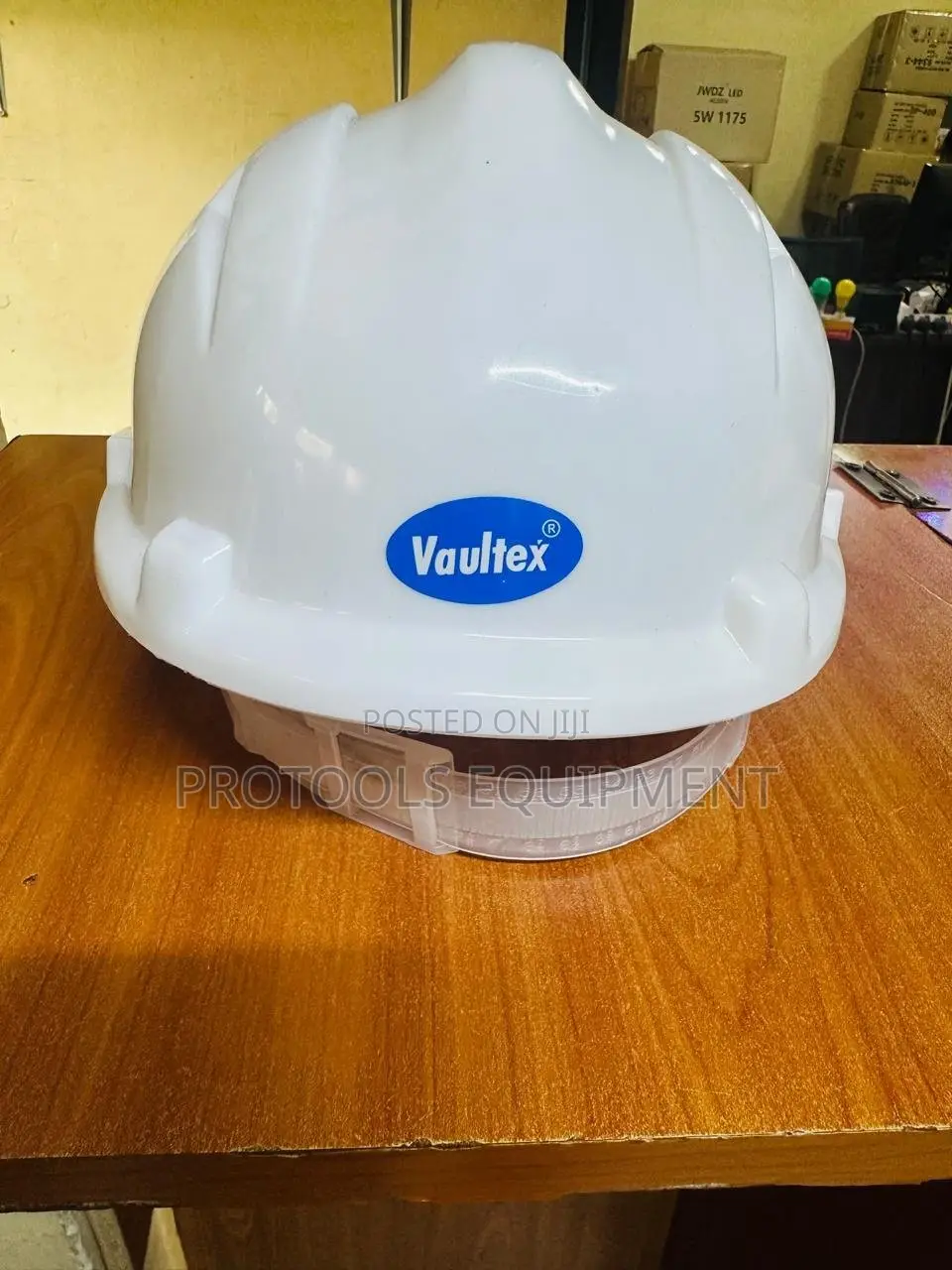 white vaultex safety helmet
