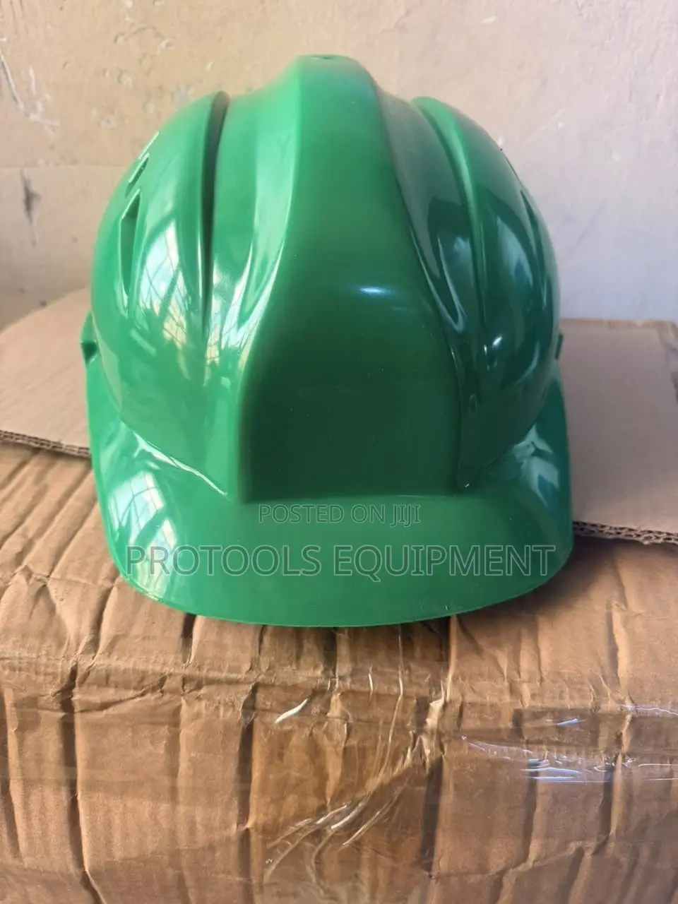 Green vaultex helmet