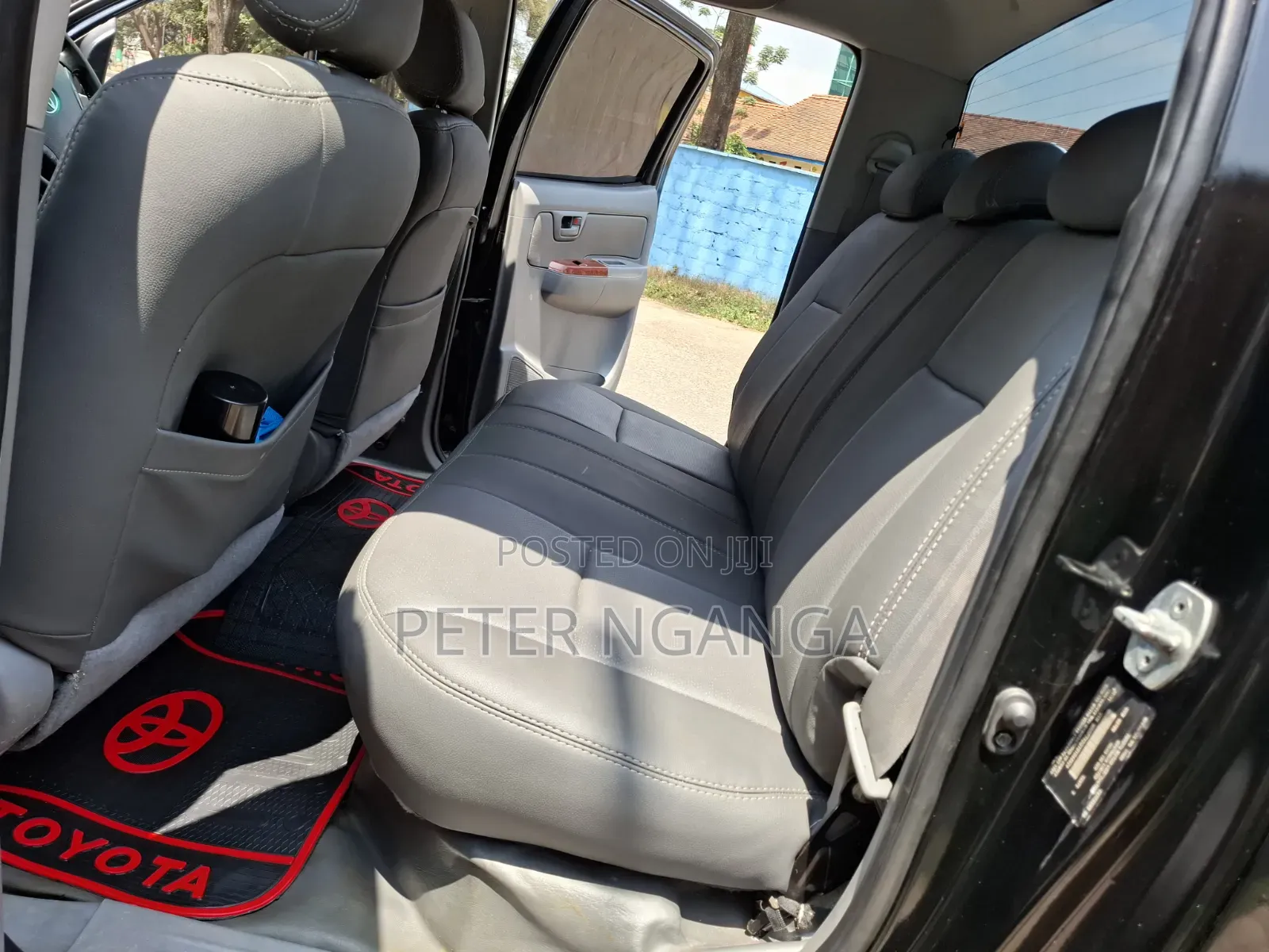 Toyota Hilux 2011 Matt Black