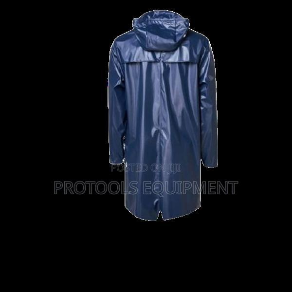 raincoat - thumbnail 3
