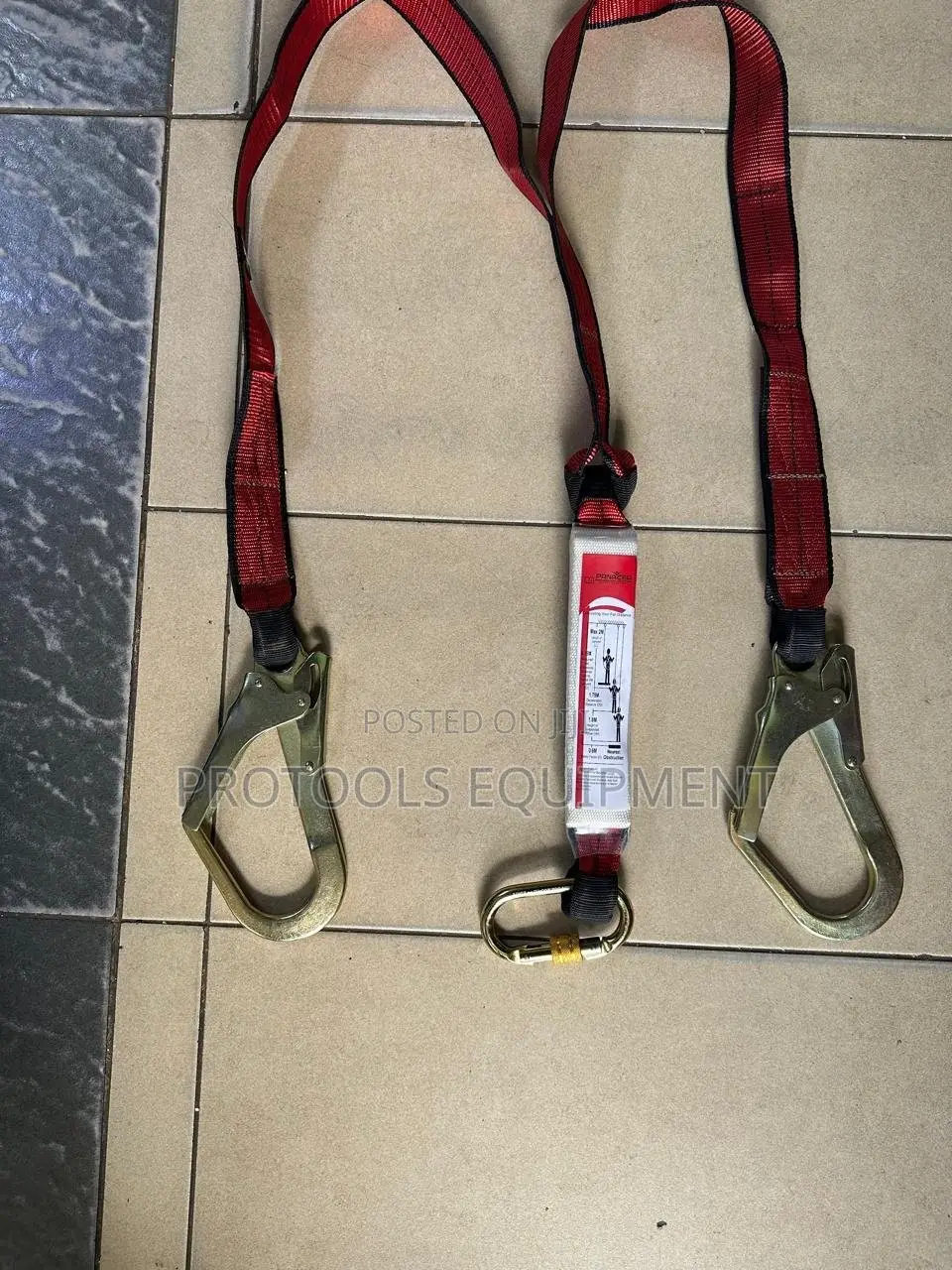 Double lanyard