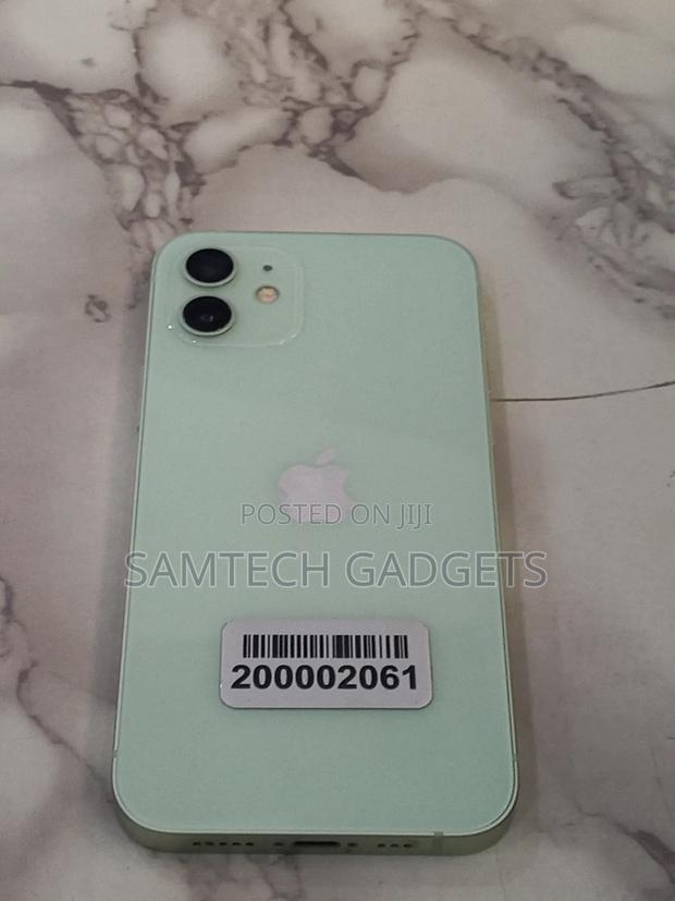 Apple iPhone 12 64 GB Green