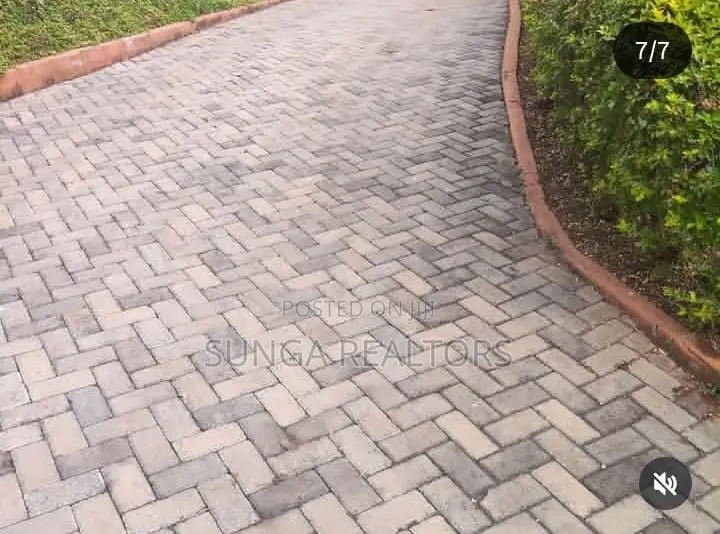 2bdrm Bungalow in Loresho for rent