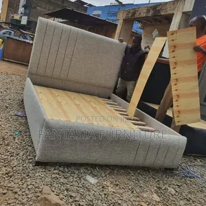 Chester Bed 5 by 6 + Payment on Delivery