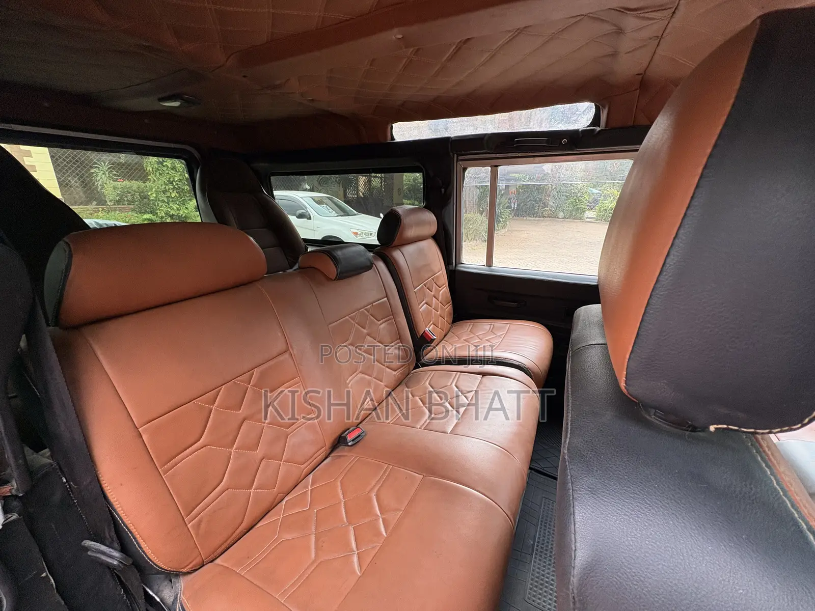Land Rover Defender 2000 Gray