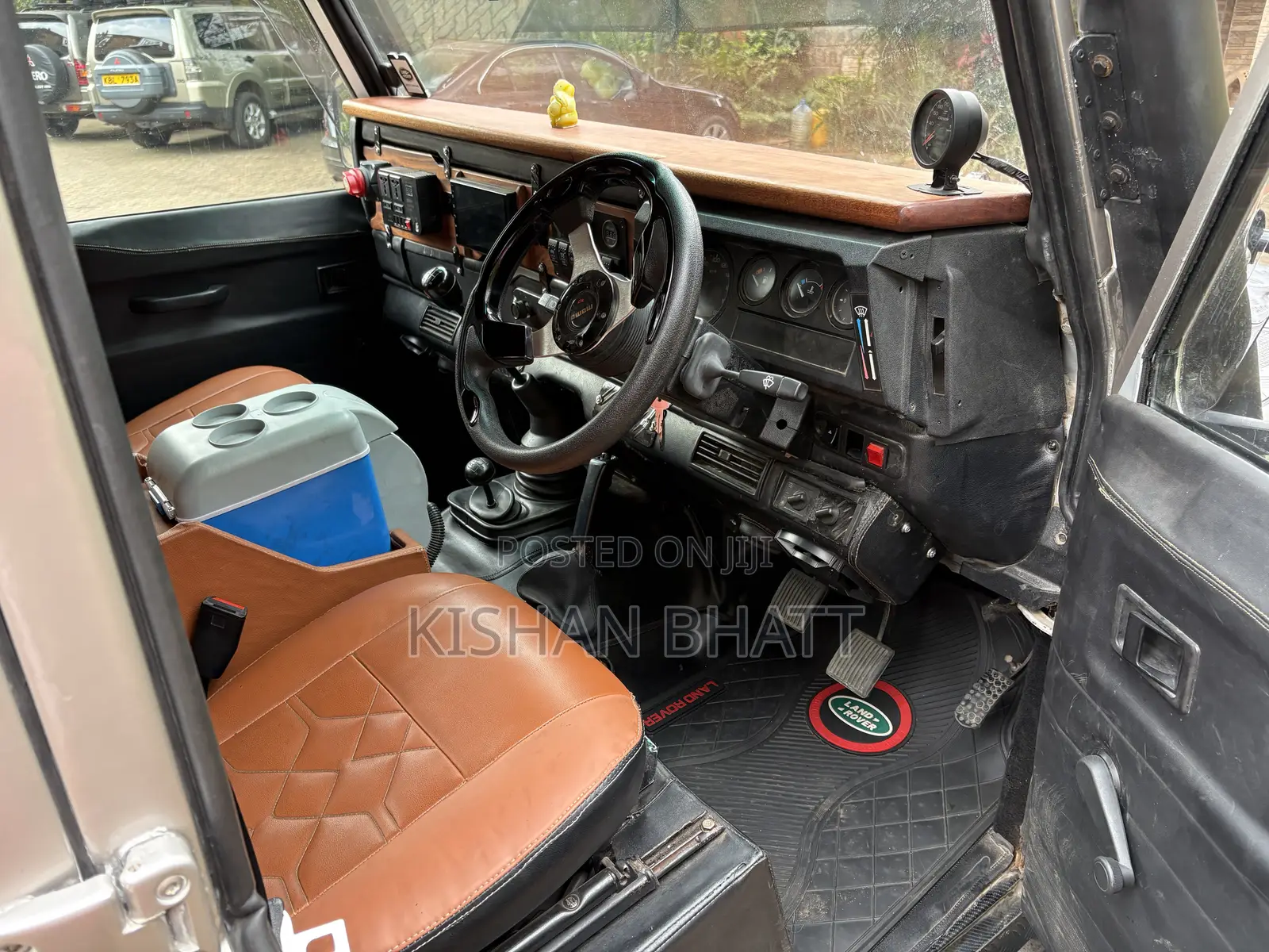 Land Rover Defender 2000 Gray