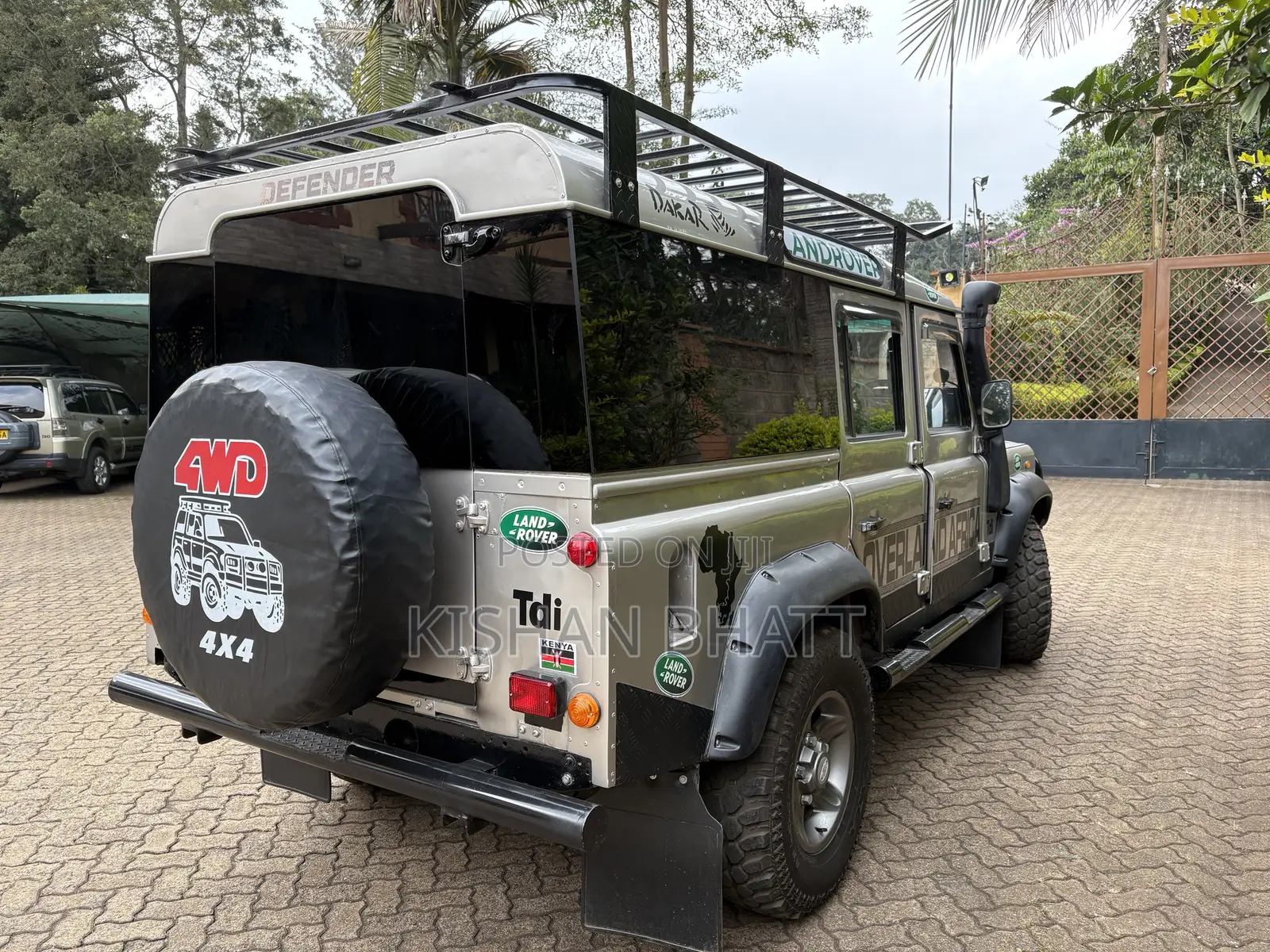 Land Rover Defender 2000 Gray