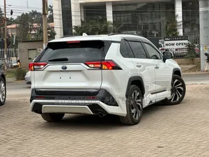 Toyota RAV4 2019 White