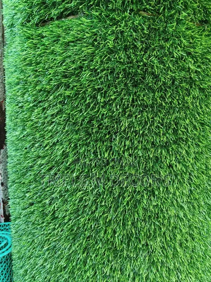 Premium 25mm Grass Carpet for Modern Homes, Balconies, Playing Ground