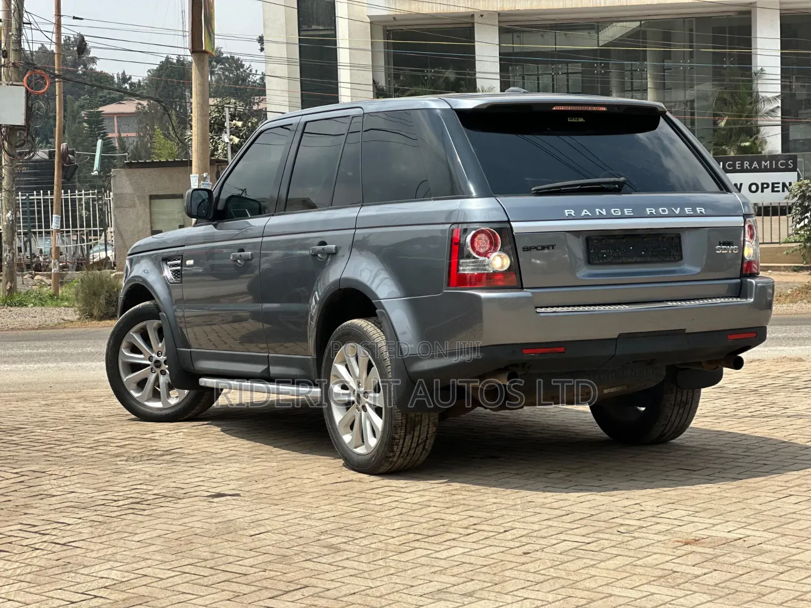 Land Rover Range Rover Sport 2012 Gray