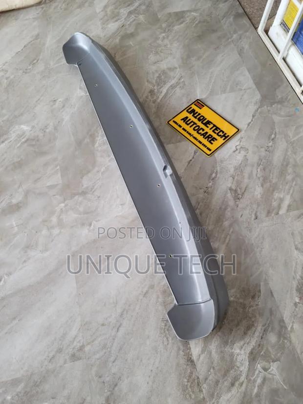 New Model Toyota Noah Voxy Rear Spoiler