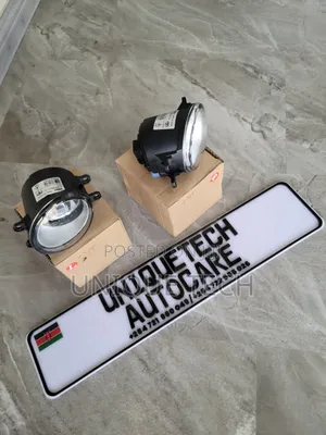 Universal Toyota Valeo Fog Lights, Vitz Fielder Axio RAV4 Mark X