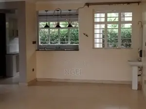 6bdrm House in Garden Court, Ridgeways for rent