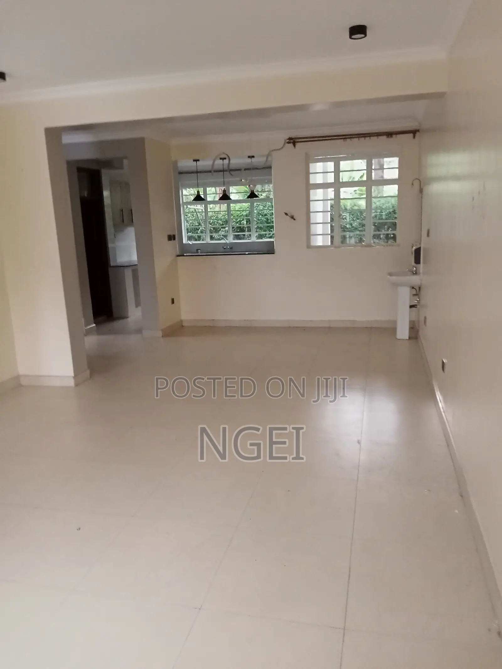 6bdrm House in Garden Court, Ridgeways for rent