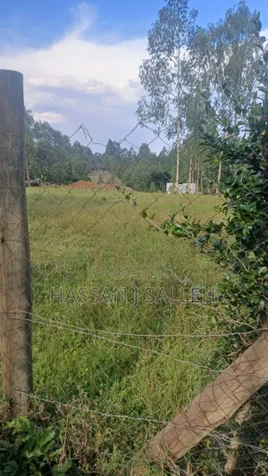 1 1/2acres Ekero .