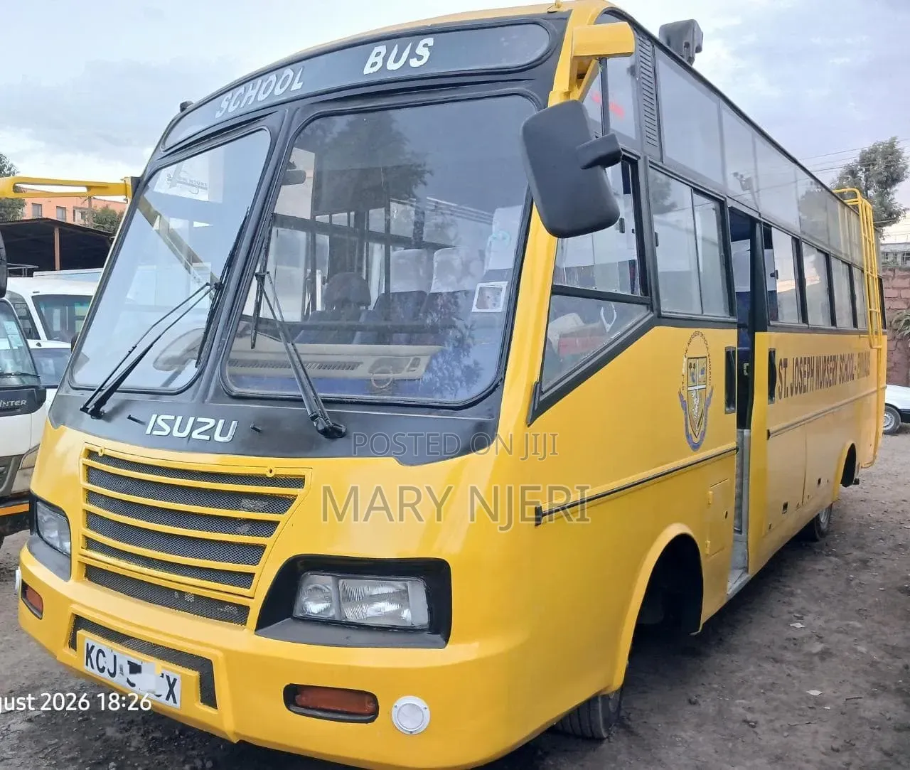 Isuzu FRR 2015 Yellow
