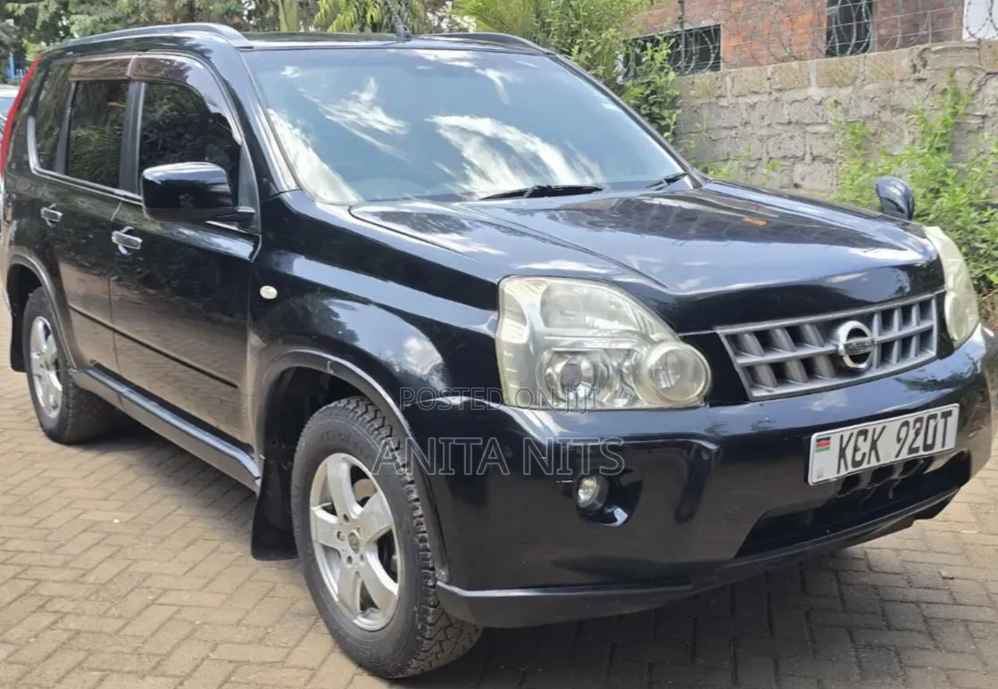 Nissan X-Trail 2010 Black