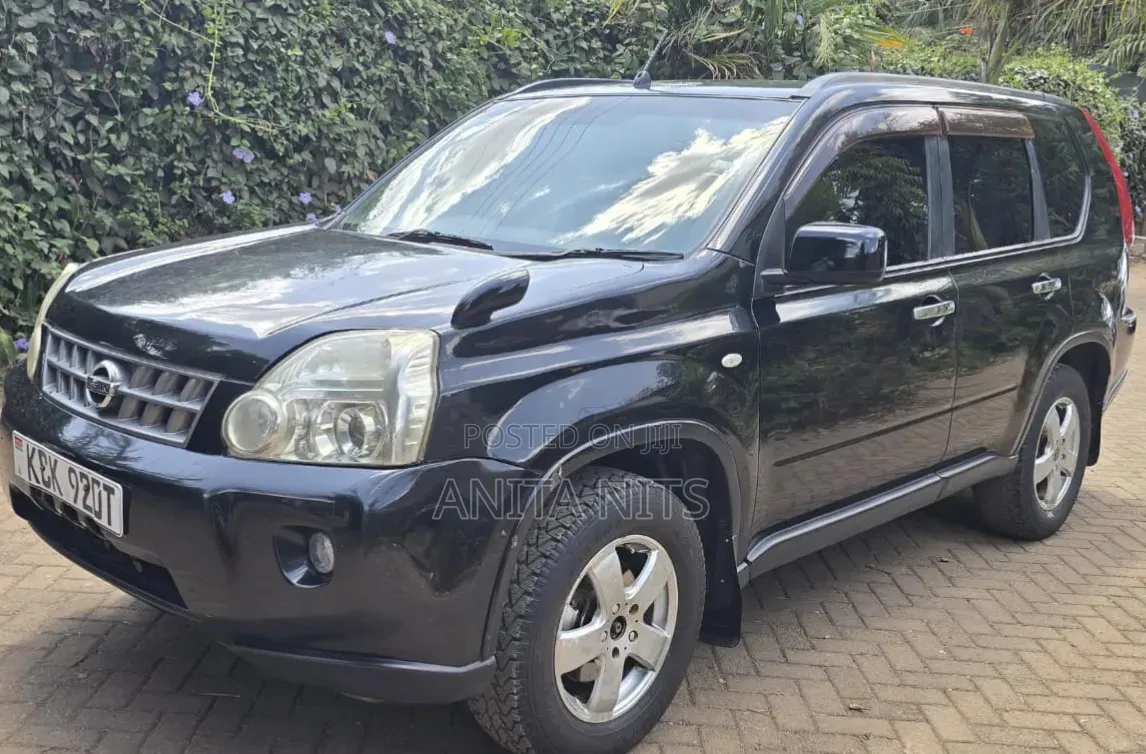 Nissan X-Trail 2010 Black