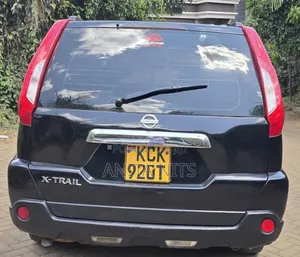Nissan X-Trail 2010 Black