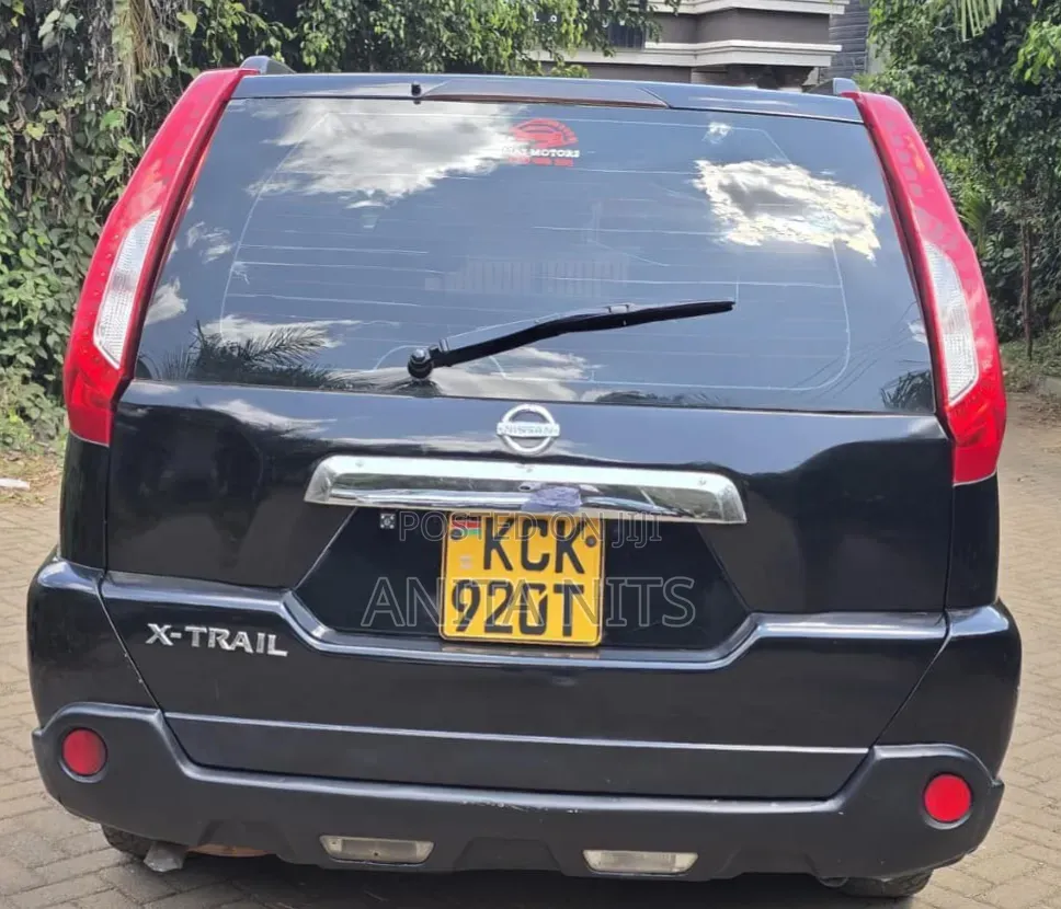 Nissan X-Trail 2010 Black