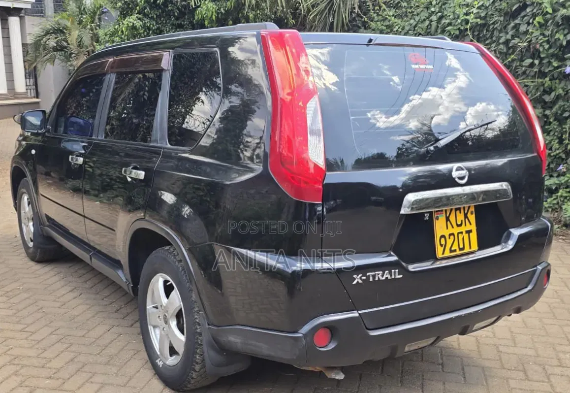 Nissan X-Trail 2010 Black
