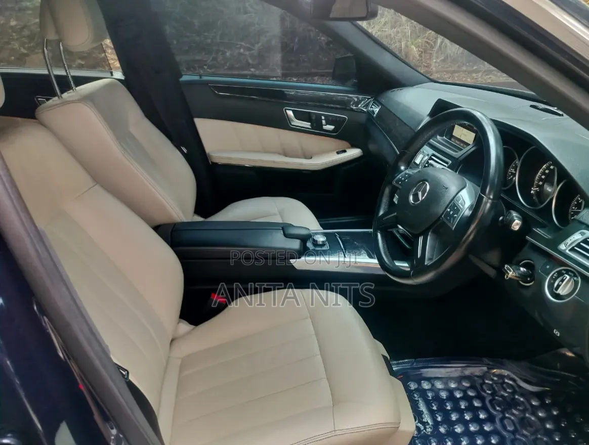 Mercedes-Benz E250 SV Premium 2014 Blue