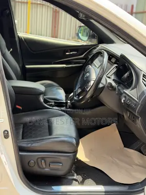 Toyota Harrier 2019 White