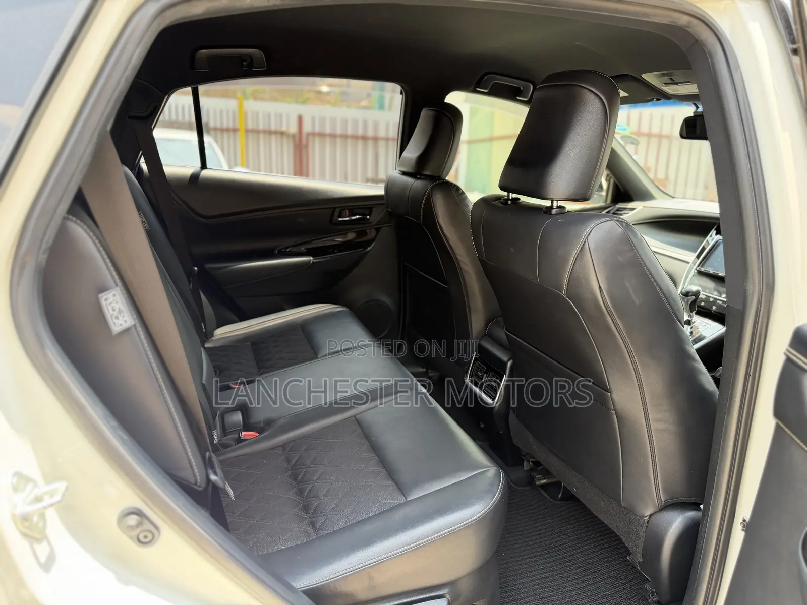 Toyota Harrier 2019 White