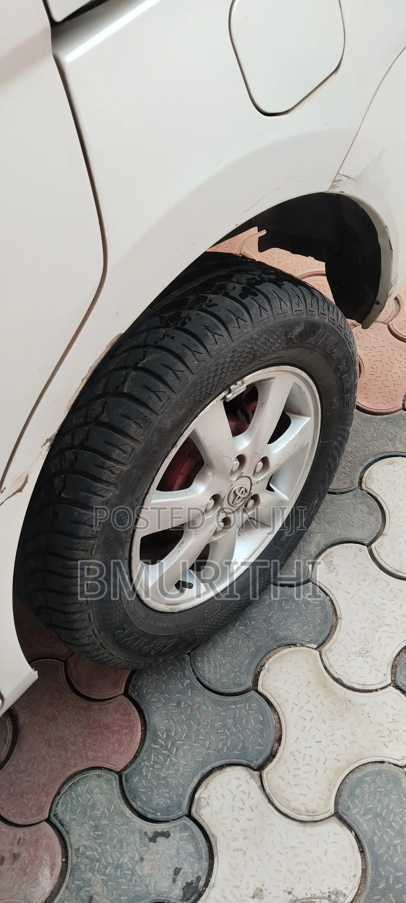 Toyota ISIS 2.0 G U-selection 4WD 2008 Pearl