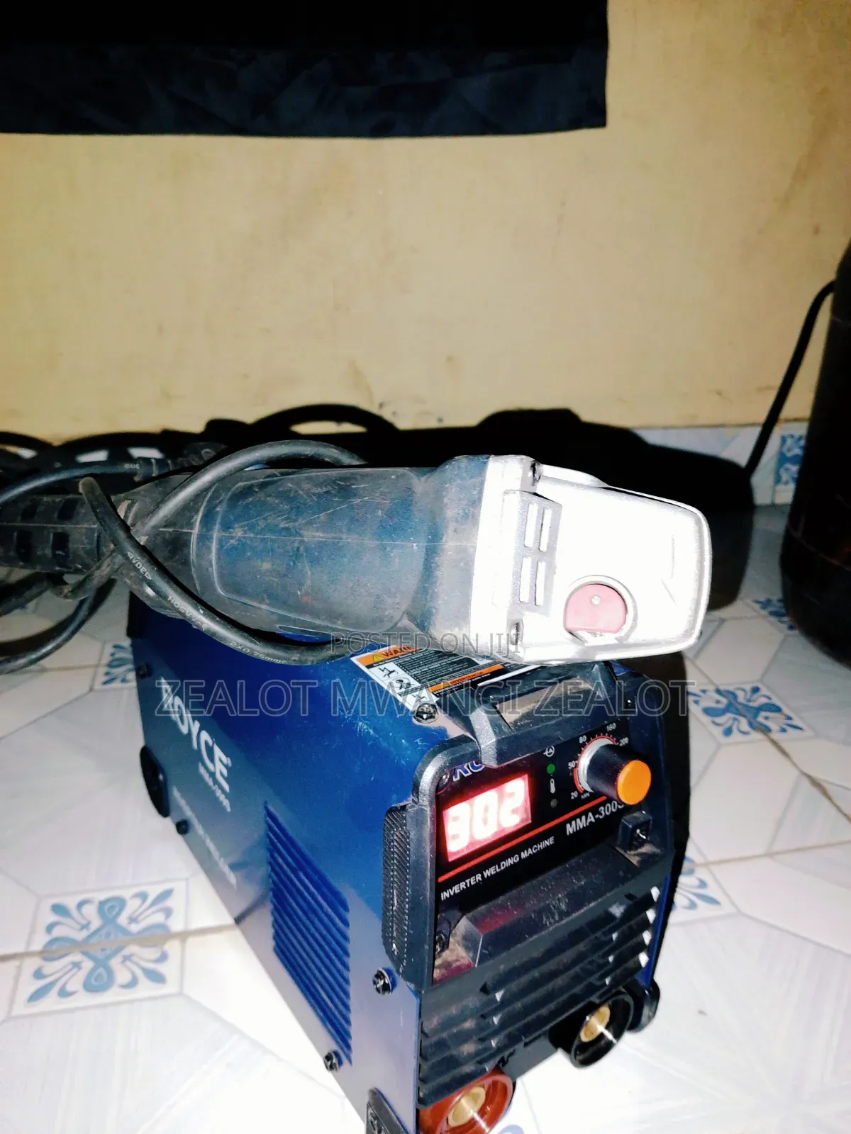 Royalce Welding Machine 300Am
