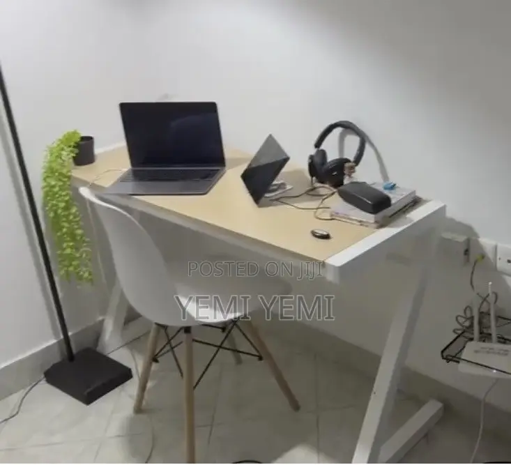 Neatly Used Work Desk