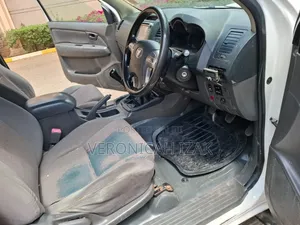 Toyota Hilux 2014 White