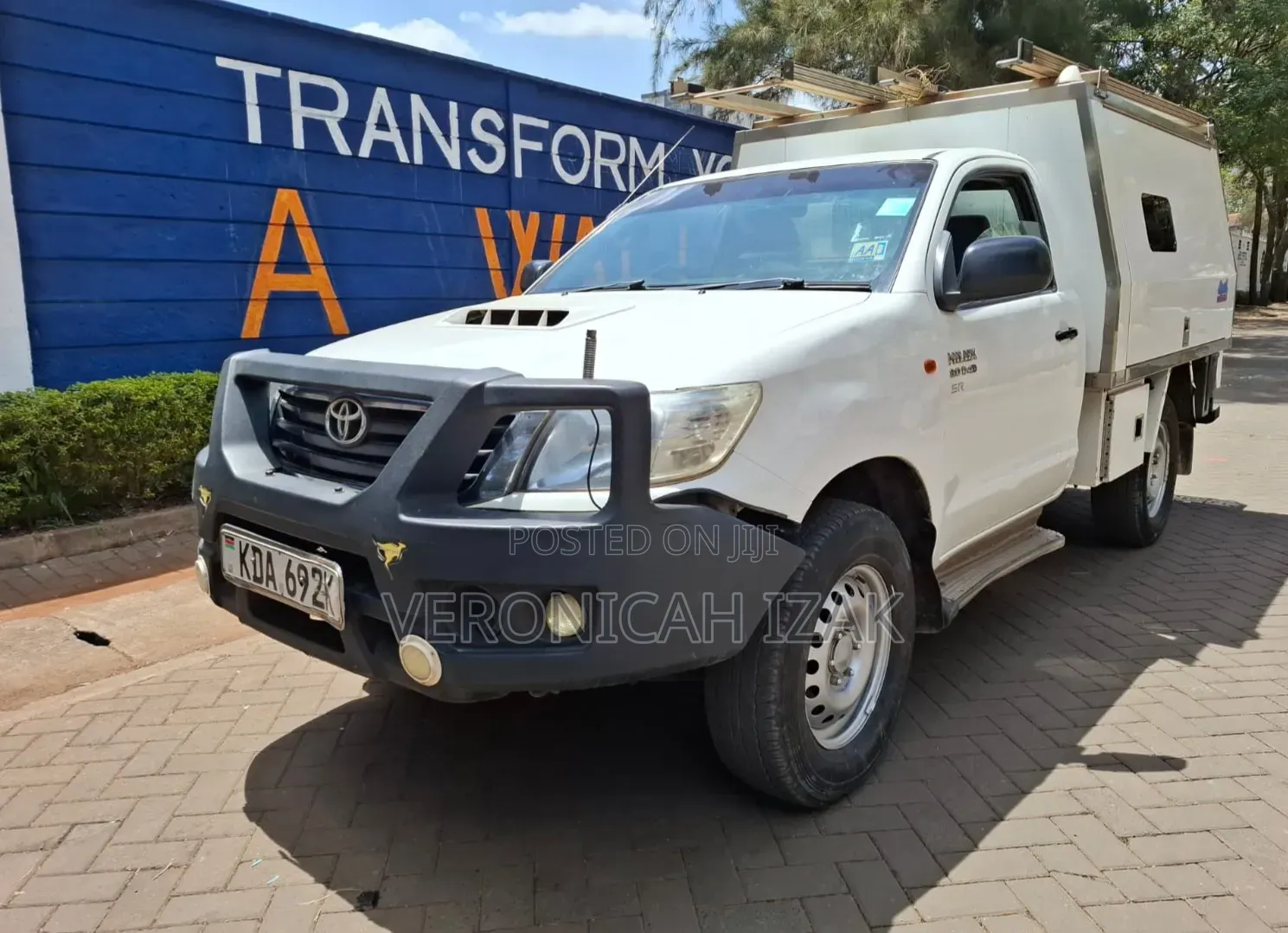 Toyota Hilux 2014 White