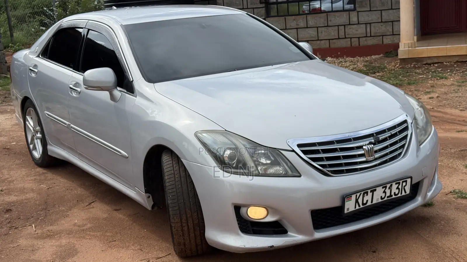 Toyota Crown 2012 Silver