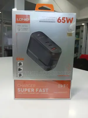 LDNIO Q366 65w 3 Ports Fast Travel Charger Adapter - Black