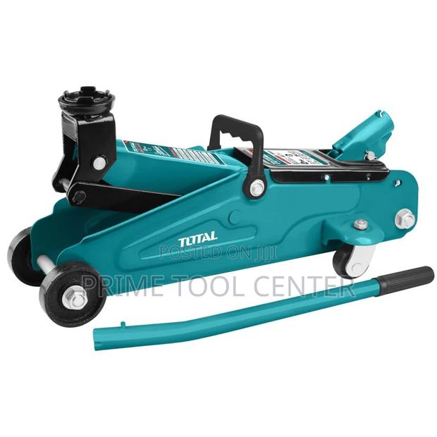 Total THT10832 Hydraulic floor jack 3Ton Min. height: 135mm